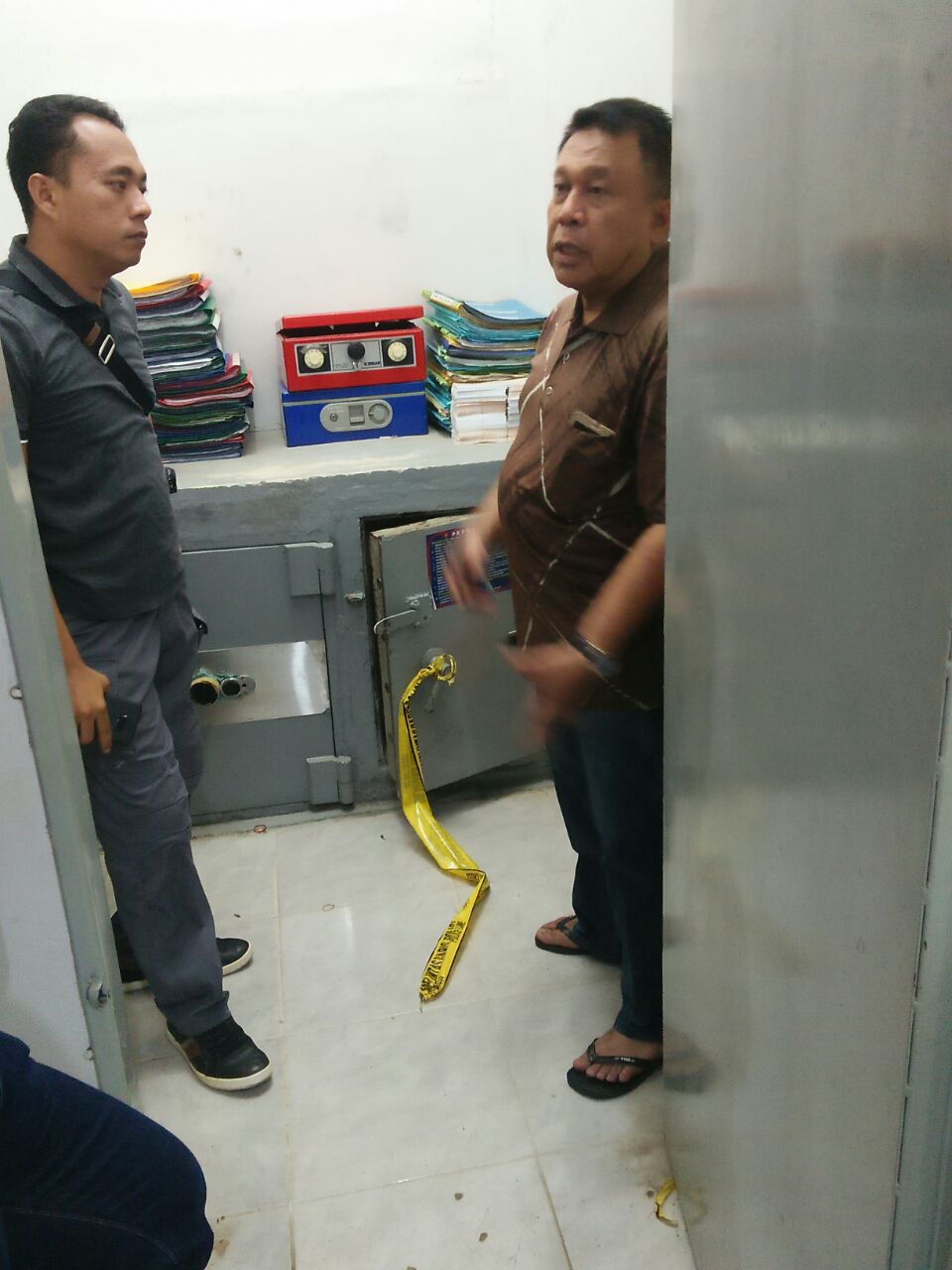 Rampok Gasak Brangkas Bank BRI Unit Kotabaru Inhil